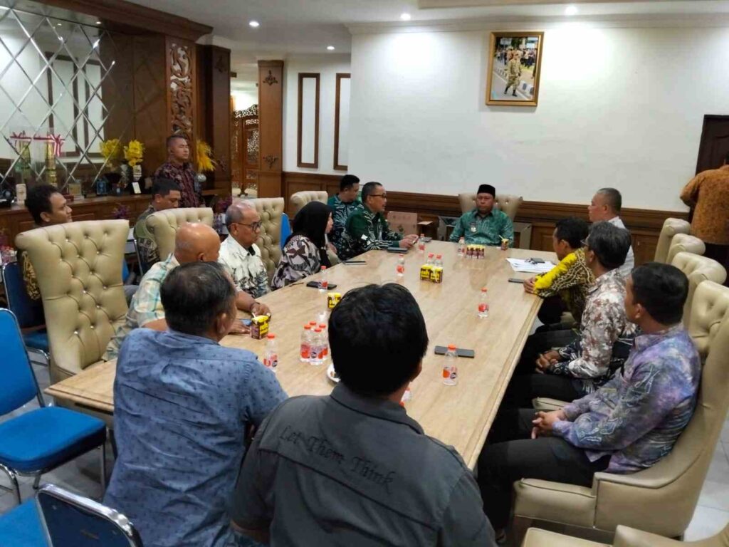 berita1758248580