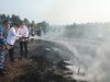 Gubernur Muhidin Turun Langsung Padamkan Karhutla di Pengayuan Banjarbaru, Forkopimda Bergerak Bersama