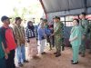 Pangdam XXII/TB Bersama Danrem 101/Antasari Salurkan 3.500 Paket Sembako Bantuan Presiden untuk Warga dan Relawan Karhutla di Kalsel
